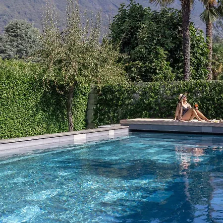 Lodge, Pool & Garden Retreat