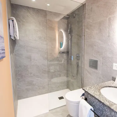 Szálloda Lodge, Pool & Garden Retreat 3*