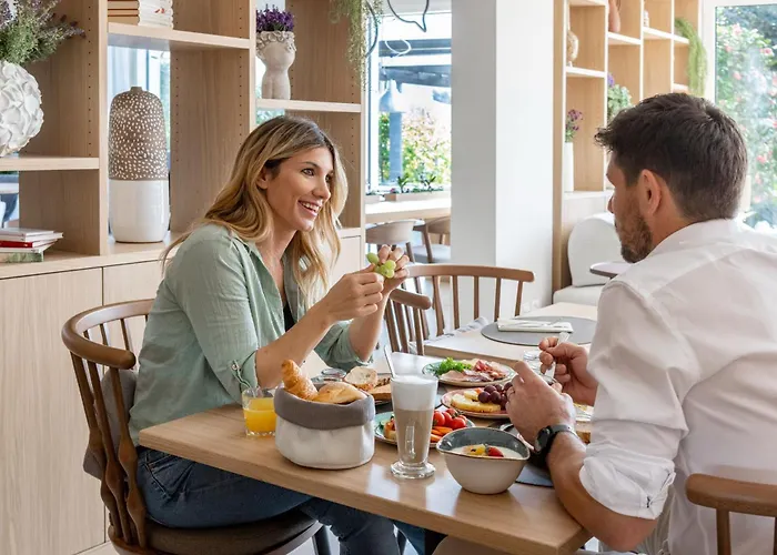 Hotel Lodge, Pool & Garden Retreat 3*