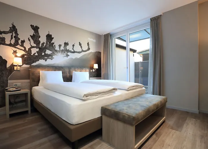 Lodge, Pool & Garden Retreat 호텔