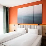 Lodge, Pool & Garden Retreat 阿斯科纳