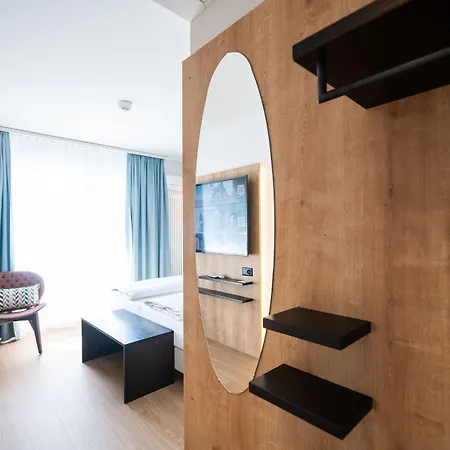 Hotel Lodge, Pool & Garden Retreat Ascona