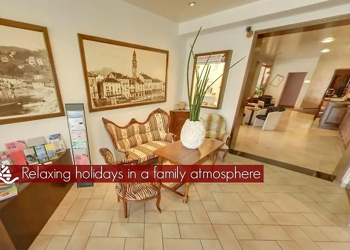 Lodge, Pool & Garden Retreat 3*