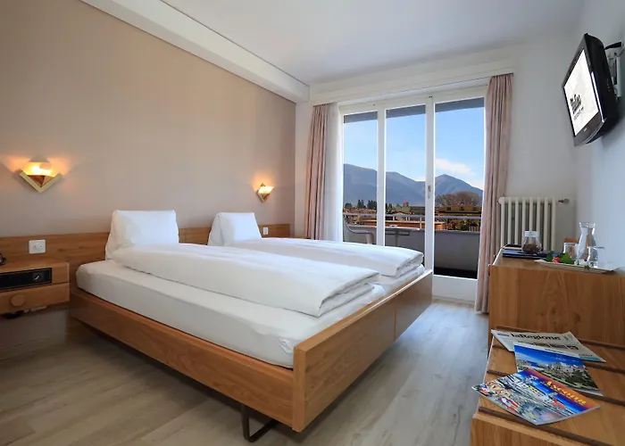 호텔 Lodge, Pool & Garden Retreat 3*