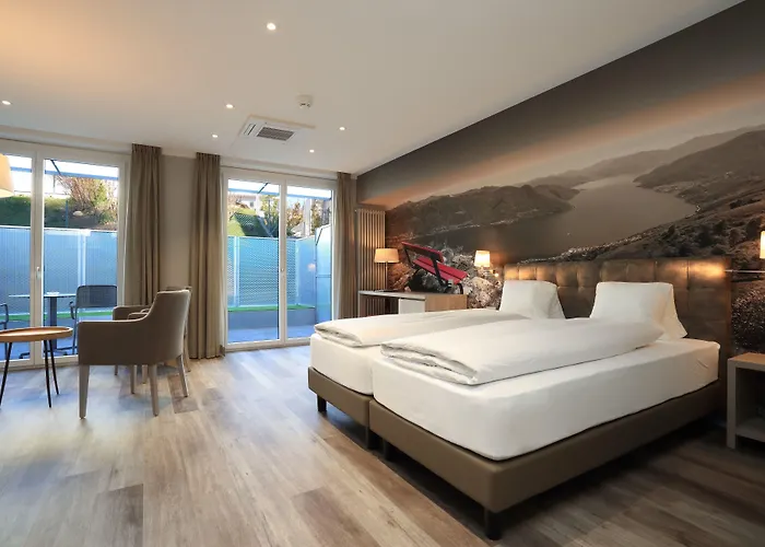 Lodge, Pool & Garden Retreat 3*